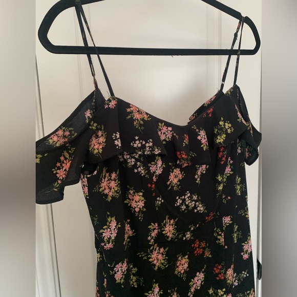 B. Darlin Black Floral Dress - Picture 5 of 9